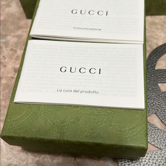 GUCCI CARDHOLDER NEW COLLECTION (NEVER USED) - Picture 5 of 7
